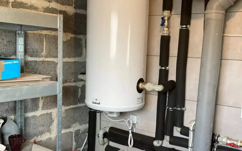 Dla domu Instalacja kotłowni z zasobnikiem — realizacja Powercon